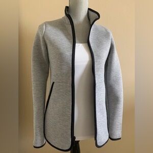 The North Face - Women's Gray Jacket with Black Trim in Size L